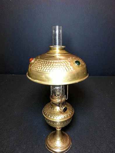 Antique brass Parisiane oil lamp