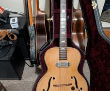 Harmony Cremona IV Archtop - early 1940s