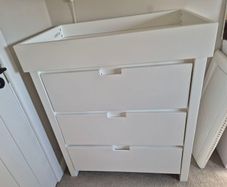 baby changing unit