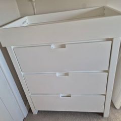 baby changing unit