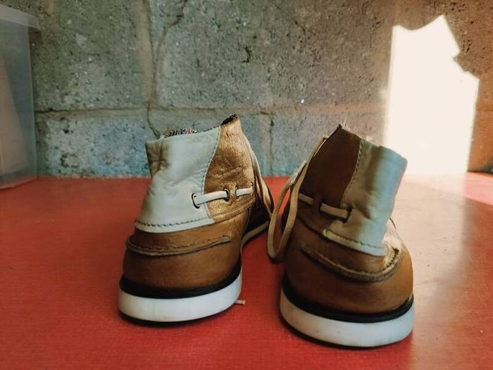 skin shoes