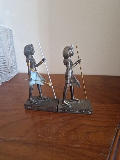 Egyptian figures