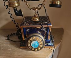 Old Style Telephone ornamnet