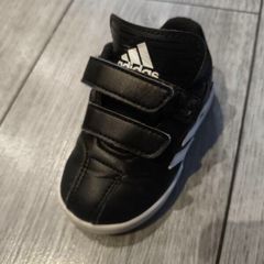 Adidas Infant trainers