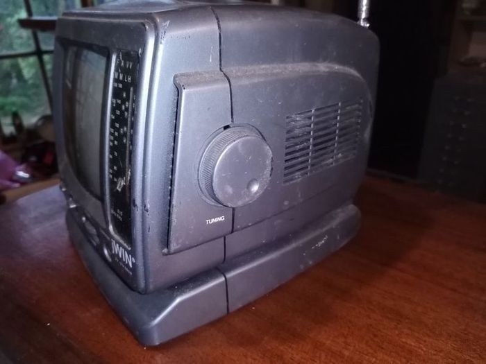 vintage 12v tv