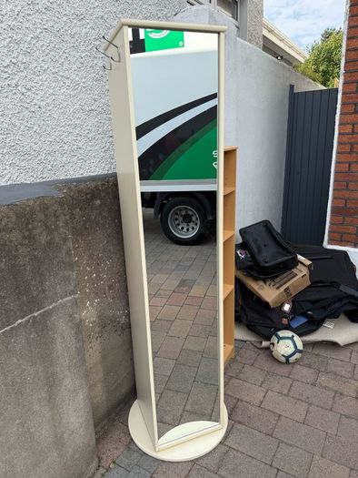 free storage units