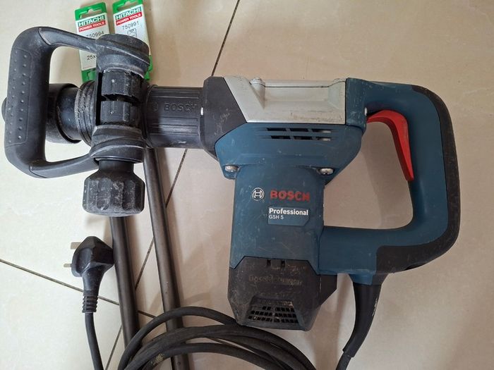 Bosch GSH 5  Sds Max Breaker 240v "Serviced"