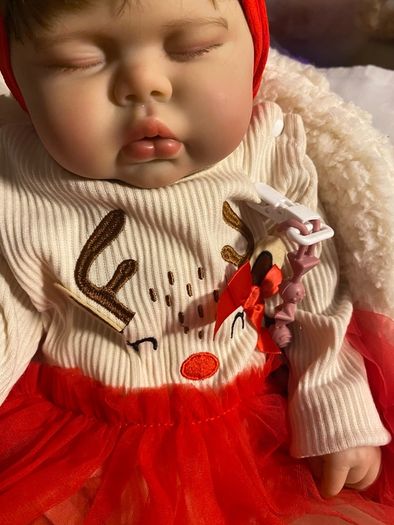 Beautiful Xmas reborn baby doll