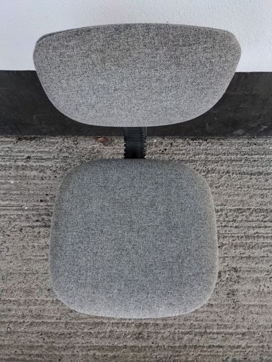 Swivel chair