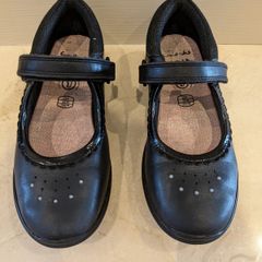 Clarks girls school shoes size UK13