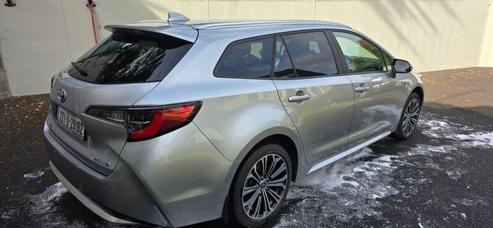 2022 Toyota Corolla Touring sport 1.8L Hybrid
