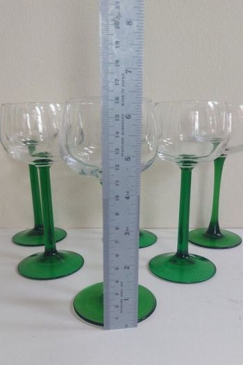 Fabulous Set of Four Vintage Retro Luminarc Long Emerald Green Stemmed Alsace White Wine Glasses, Made in France, Circa 1970, (Slim Tapered Stems)