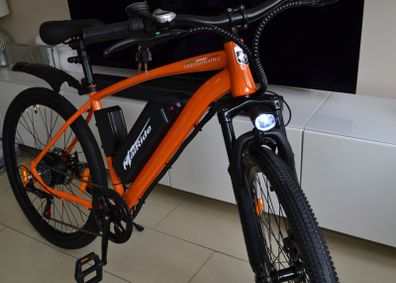 BRAND NEW! City E-BIKE with Nice Extras. 0Kms Electric