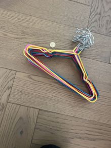 kids clothes hangers