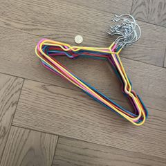 kids clothes hangers