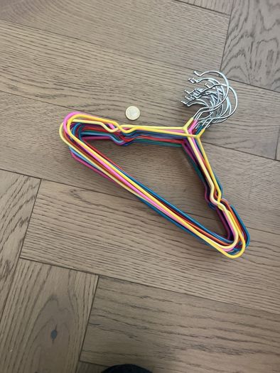kids clothes hangers
