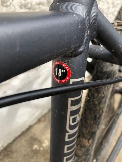 Bike hybrid carrera subway 18 in