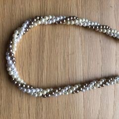 necklace beaded pearl