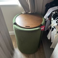 Make up table