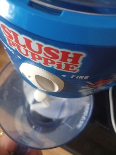 Slushie maker
