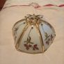 Classic 6-Panel Curved Glass Floral Lampshade. Image 3