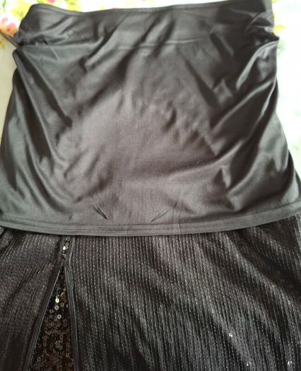 Womans top & skirt