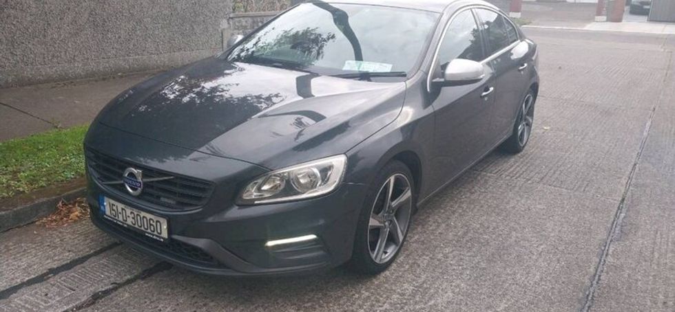 Volvo S60 R Design