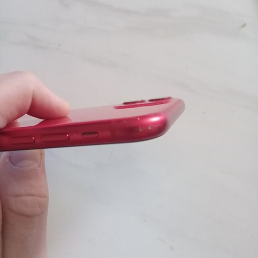 iPhone 11 64GB (PRODUCT)RED - Unlocked - New Battery - Collection Today