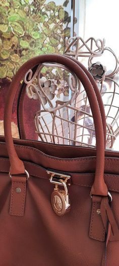 Michael Kors Large Leather Hamilton