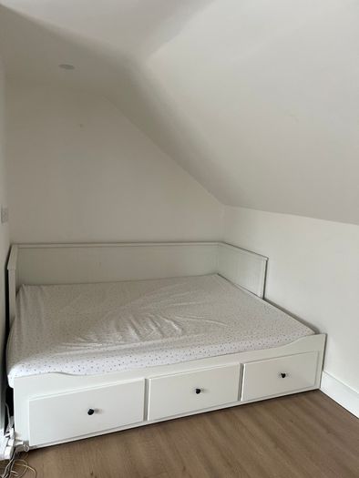 Hemnes ikea white day bed