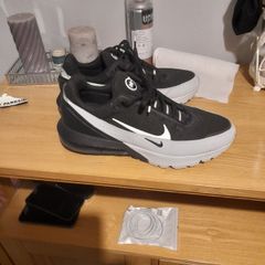 Nike Air max pulse  as new 9.5uk