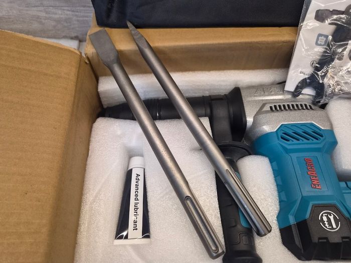 ENEACRO SDS-Max Demolition Hammer, Powerful 1300W