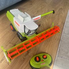 KLAAS remote control Combine Harvester