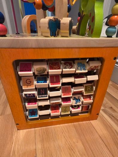 B. Toys Wooden Activity Cube, Wooden Workbench & Soft toys