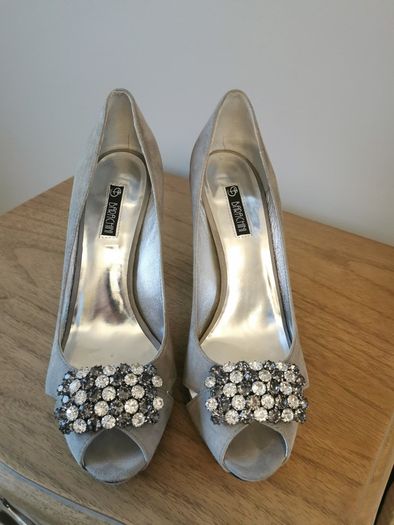 Barachini Grey Heels