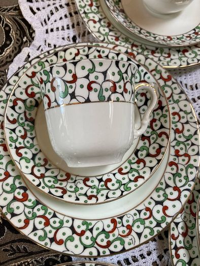 Vintage Tuscan tea set