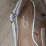 White shoes Image 4