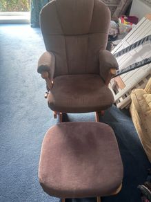 Nursing chair