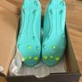 BNWT Girls football boots UK5.5 Image 2