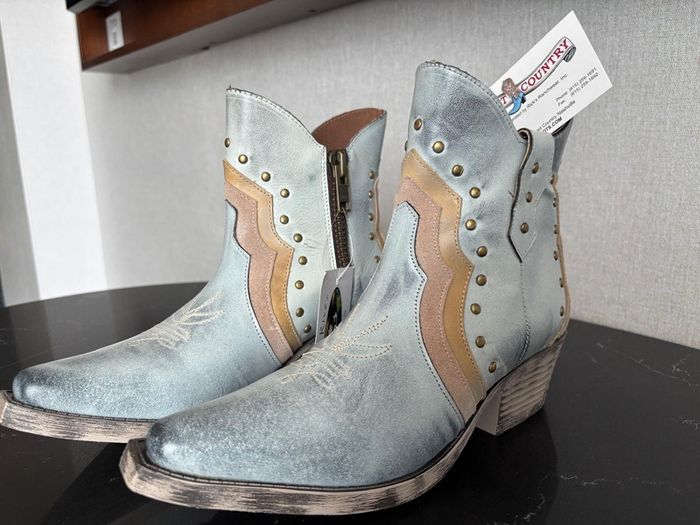 Ladies Cowboy boots