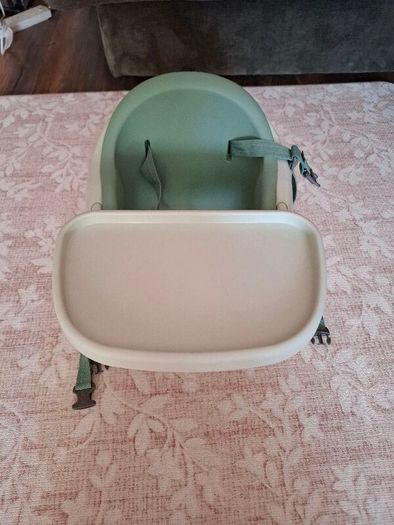 Mamas and papas bug 3-in-1 floor and booster seat and activity tray