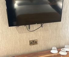 jvc smart tv perfect condition