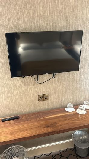 jvc smart tv perfect condition