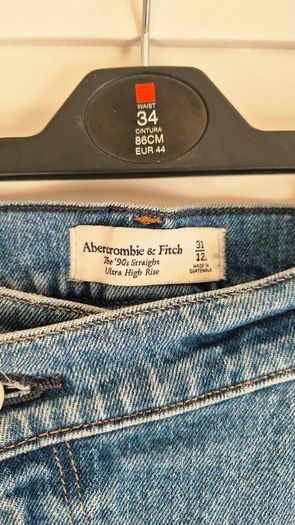 Abercrombie & Fitch Curve Love Ultra High Rise 90s Straight Jeans W31/UK12-14 Long