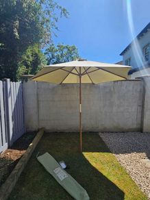 Blooma Light Green Parasol