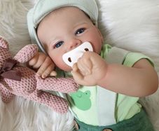 Reborns By Laura.  Back By Popular Demand Its Bear.  19 Inch Reborn Doll. Welcome To View