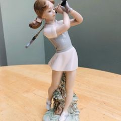 Nao By Lladro Lady Golfer Figurine
