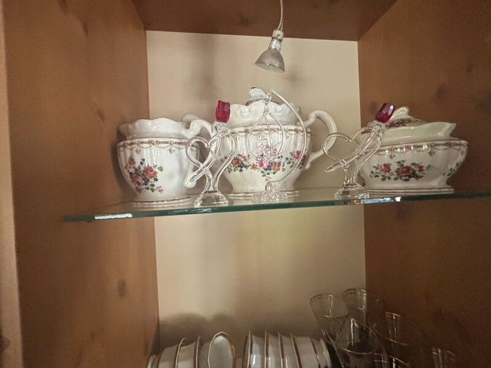 Rossmore furniture and sets of china