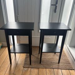 2 Bedside Lockers & 1 living room side table