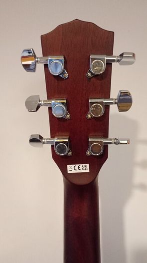 Fender 3/4 guitar + gig bag